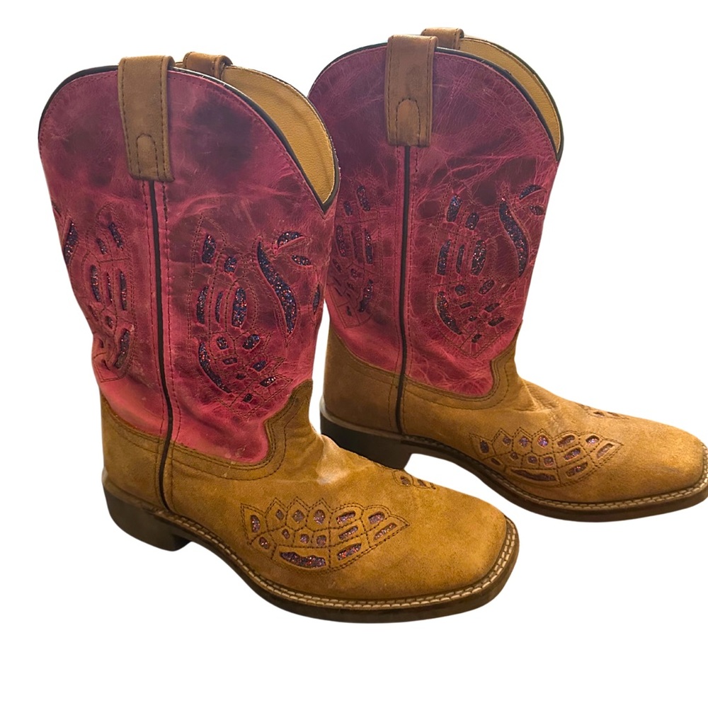Girls Cowboy Boots with Pink Accents Size 6